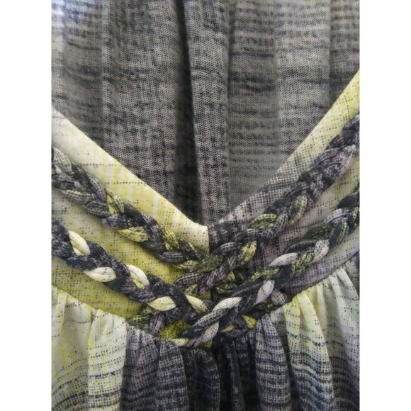 DKNY Jeans Plaid Smocked Stretch Cap Sleeve Top Size L V-Neck - Picture 1 of 8